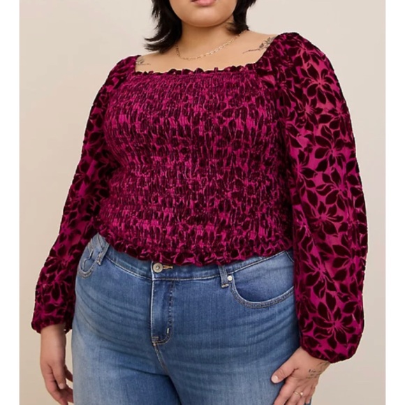 🆕 Velvet Smocked Blouson Sleeve Crop Top 1 1X 14 16 NWT Torrid New! - Picture 2 of 6